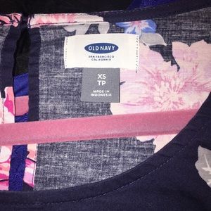 Navy floral quarter sleeve dress